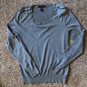 Fitted Long Sleeve sweater